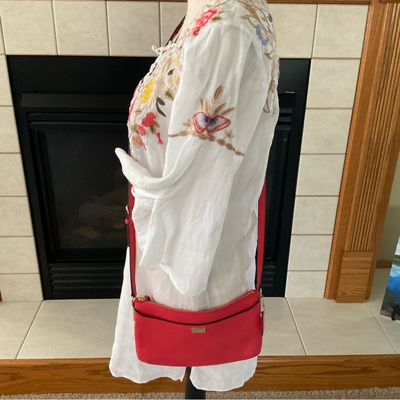 Coach Pebbled Leather Crossbody - Picture 9 of 12